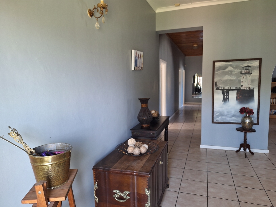To Let 5 Bedroom Property for Rent in Retief Eastern Cape